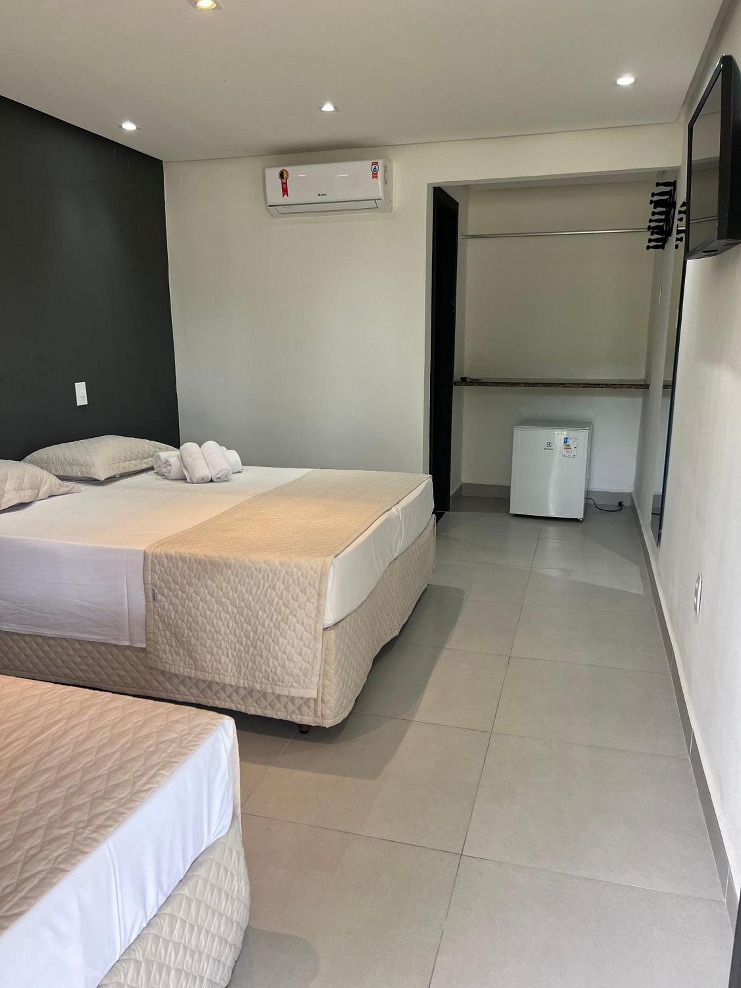 O Beira Mar Praia Hotel Esta Localizado Na Orla, Na Praia De Taperapuan, Cafe Incluso, Wi-Fi 500Mb, Piscinas, Estacionamento Privativo, Ar Condicionado Split, Smart Tv, Frigobar, Porto Seguro Exteriör bild
